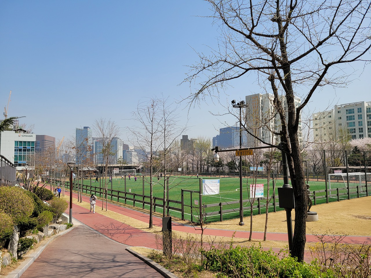 易获得短期 易获得短期